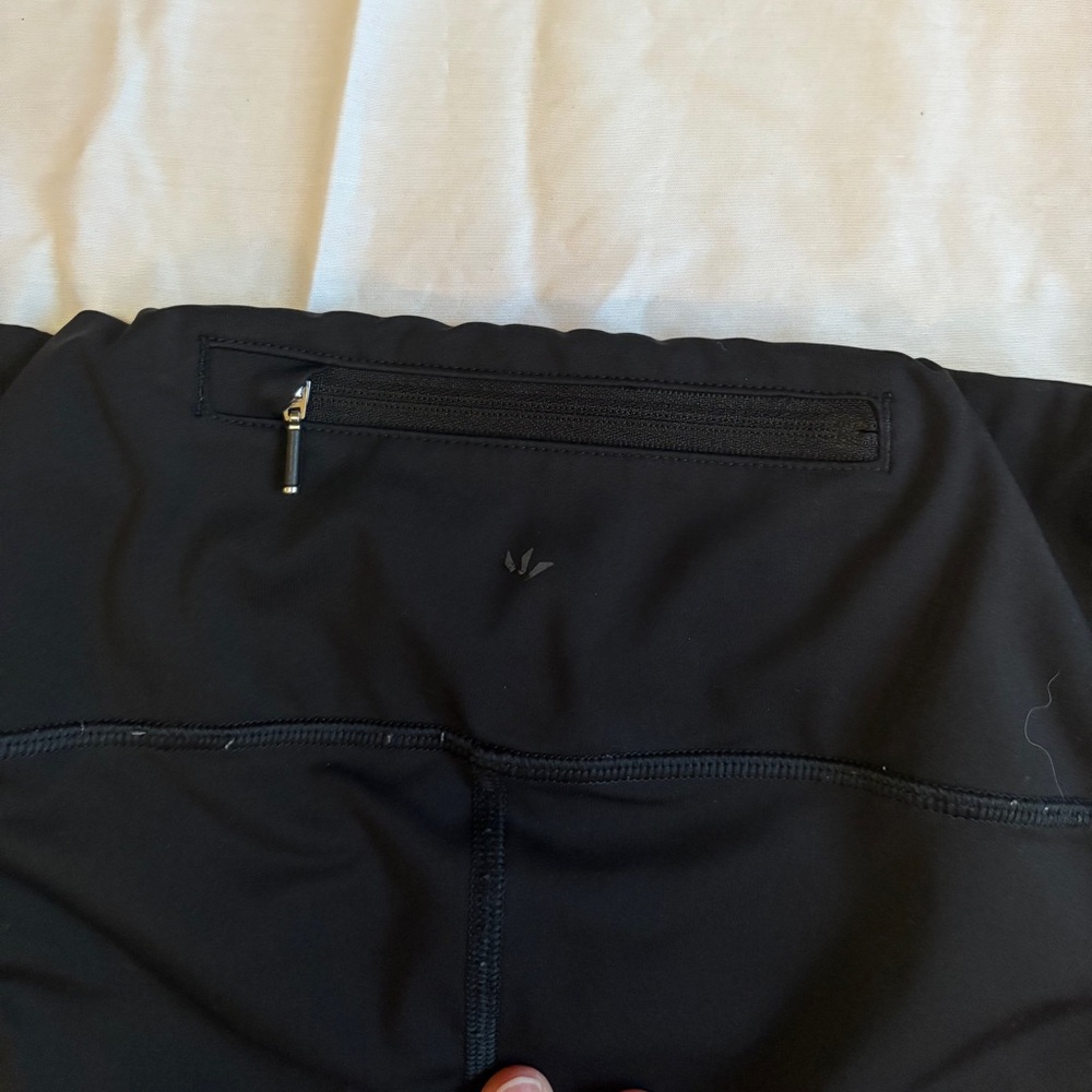 Athleta Velocity Laser Cut Capri Leggings Black Size large - Picture 4 of 4